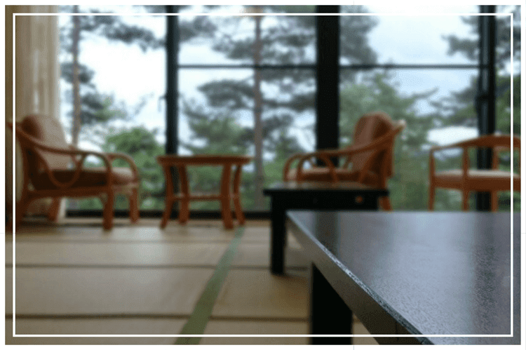 旅館の部屋の中の様子