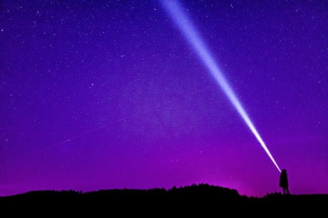 喜寿を祝う色、紫色の空