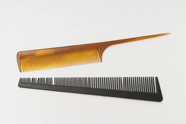 退職祝いにふさわしくないクシ