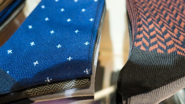 靴下はマナー違反