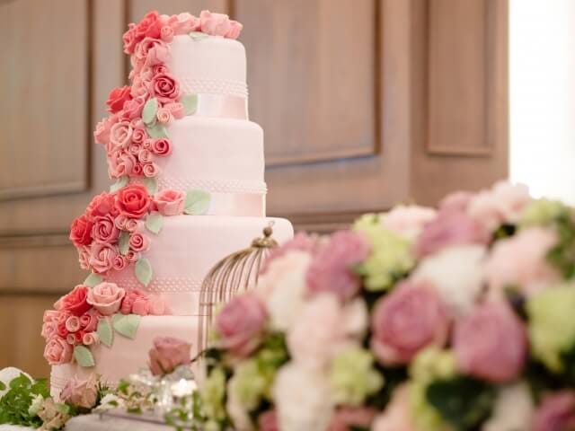 ウェディングケーキ