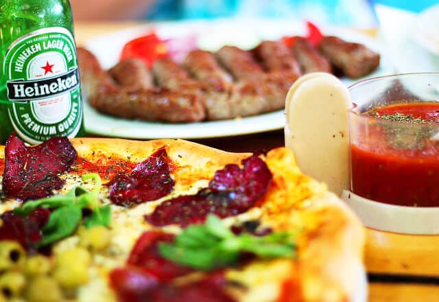 ハイネケンとピザ