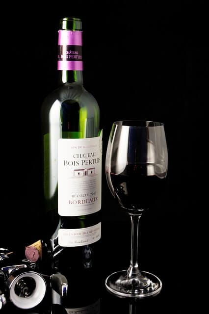 Wino Bordeaux