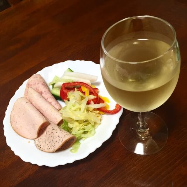 ワインとおつまみ