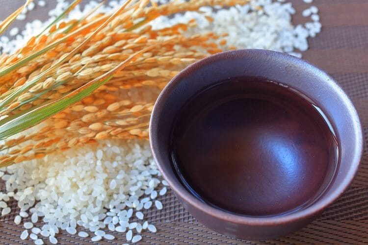 Sake con arroz y chocolate