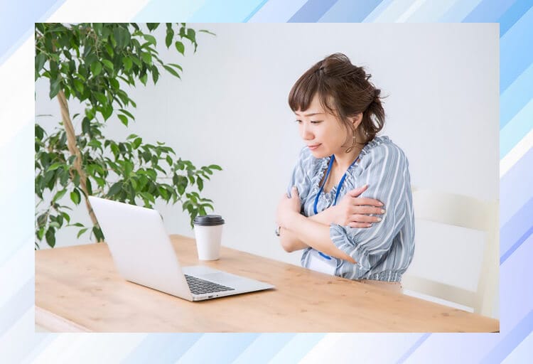 冷え性のビジネスウーマン