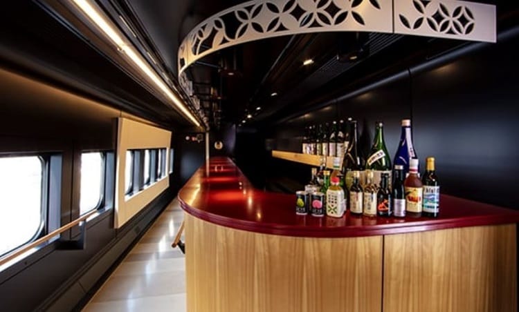 とれいゆつばさのバーカウンター